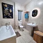 Apartment Bay Water 21
