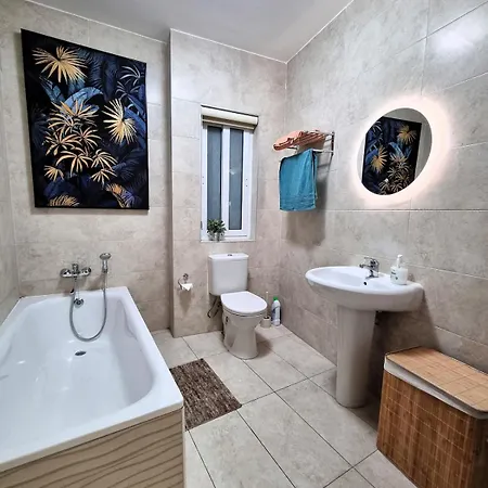 Apartment Bay Water 21